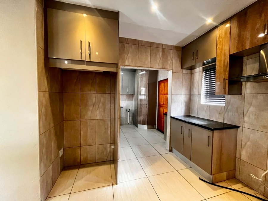 To Let 3 Bedroom Property for Rent in Cashan North West